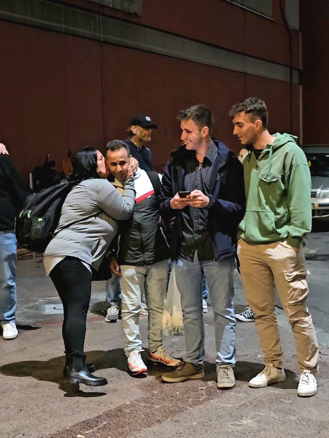 Volontari Bocatas Milano in stazione di notte